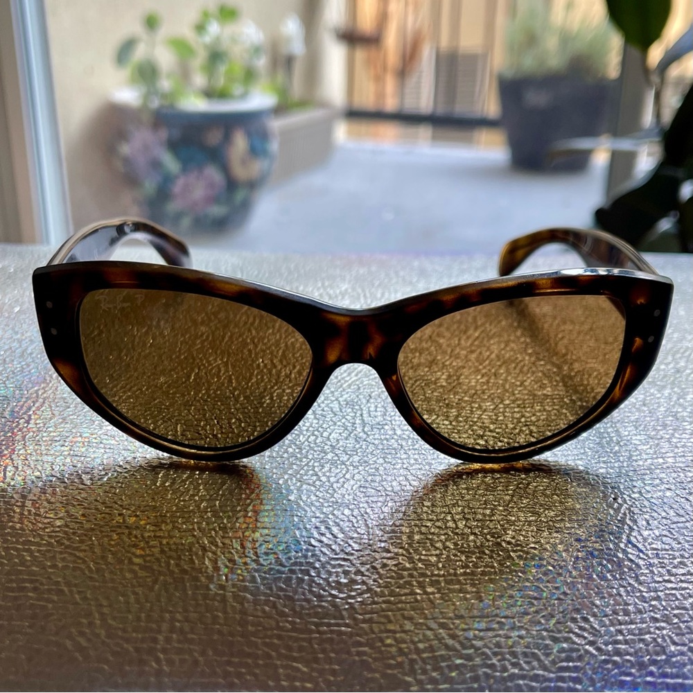 Ray-Ban Polarized Vagabond Sunglasses Tortoise RB4152 710/57 3P